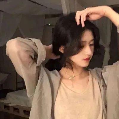 布劳涅森林的女人们